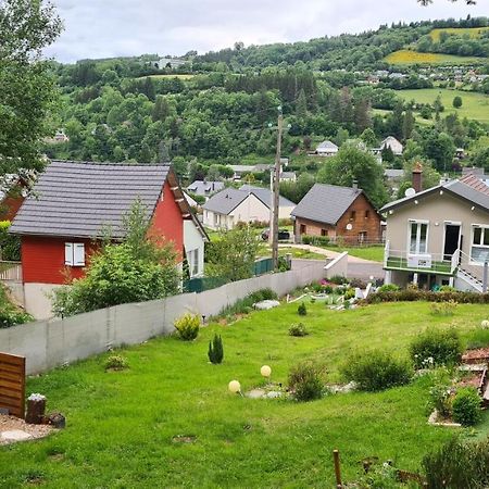 Stunning 4-Bed House In La Bourboule Villa Екстериор снимка